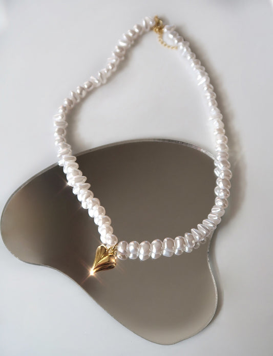 Gold Pearl Lover Necklace
