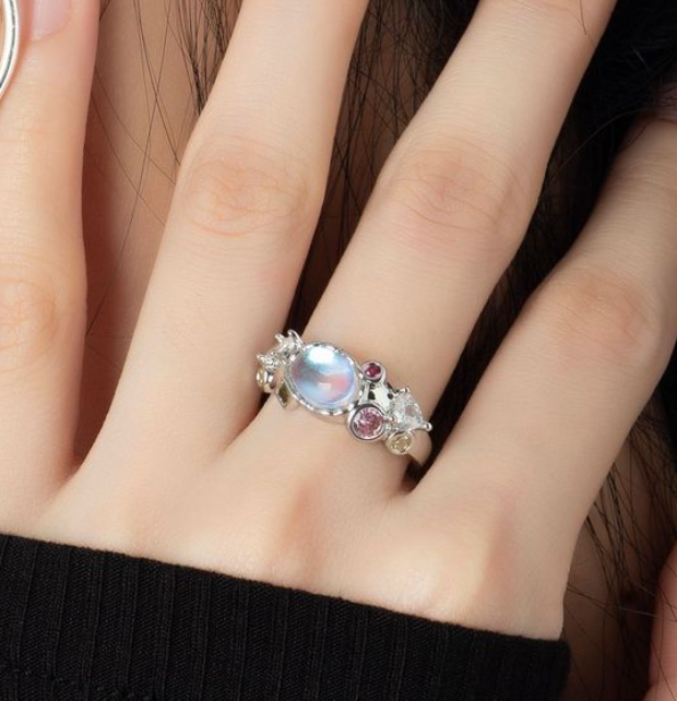 Oval Galaxy Ring