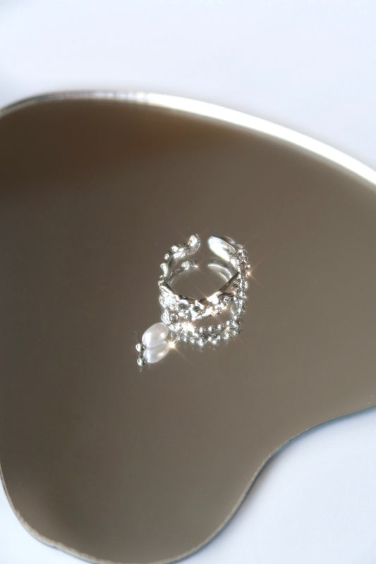 Undersea treasure ring